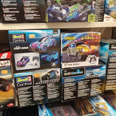 RC Fahrzeuge bei Spielwaren Bannert in Wien