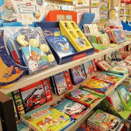Kinderbücher bei Spielwaren Bannert in Wien