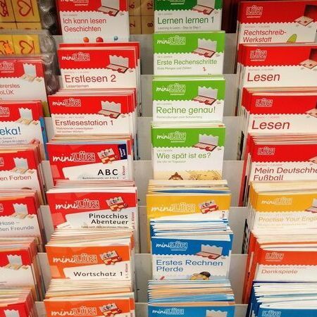 Kinderbücher bei Spielwaren Bannert in Wien