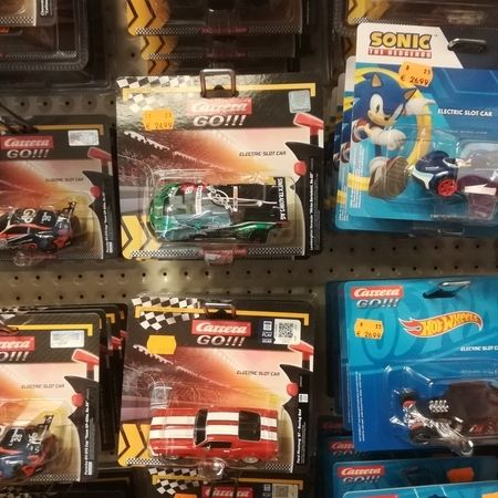 Carrera - Rennbahnen und RC Fahrzeuge!